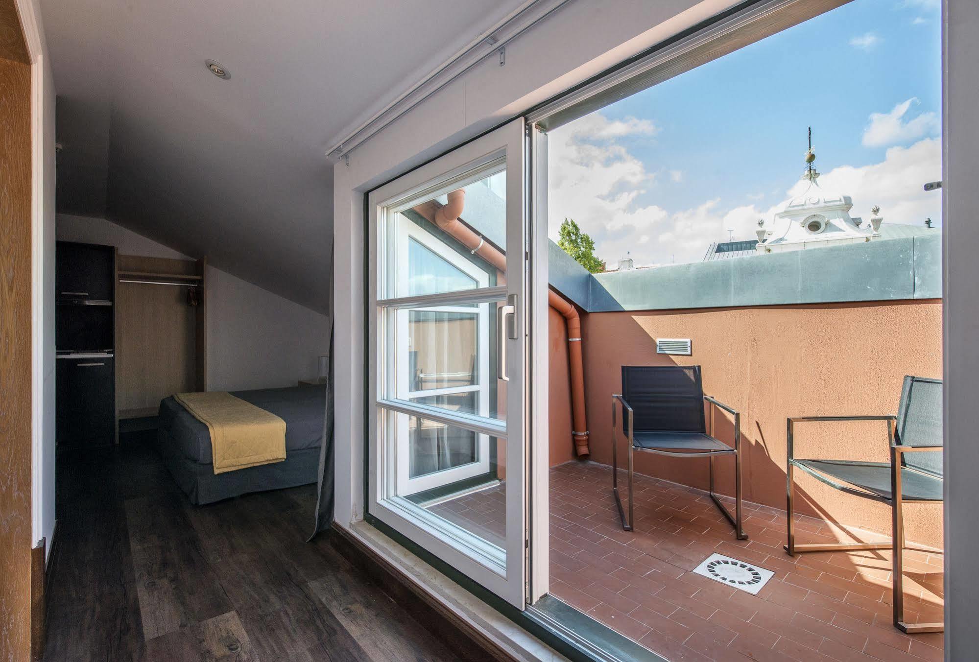 Apartment Garrett 48 Lissabon