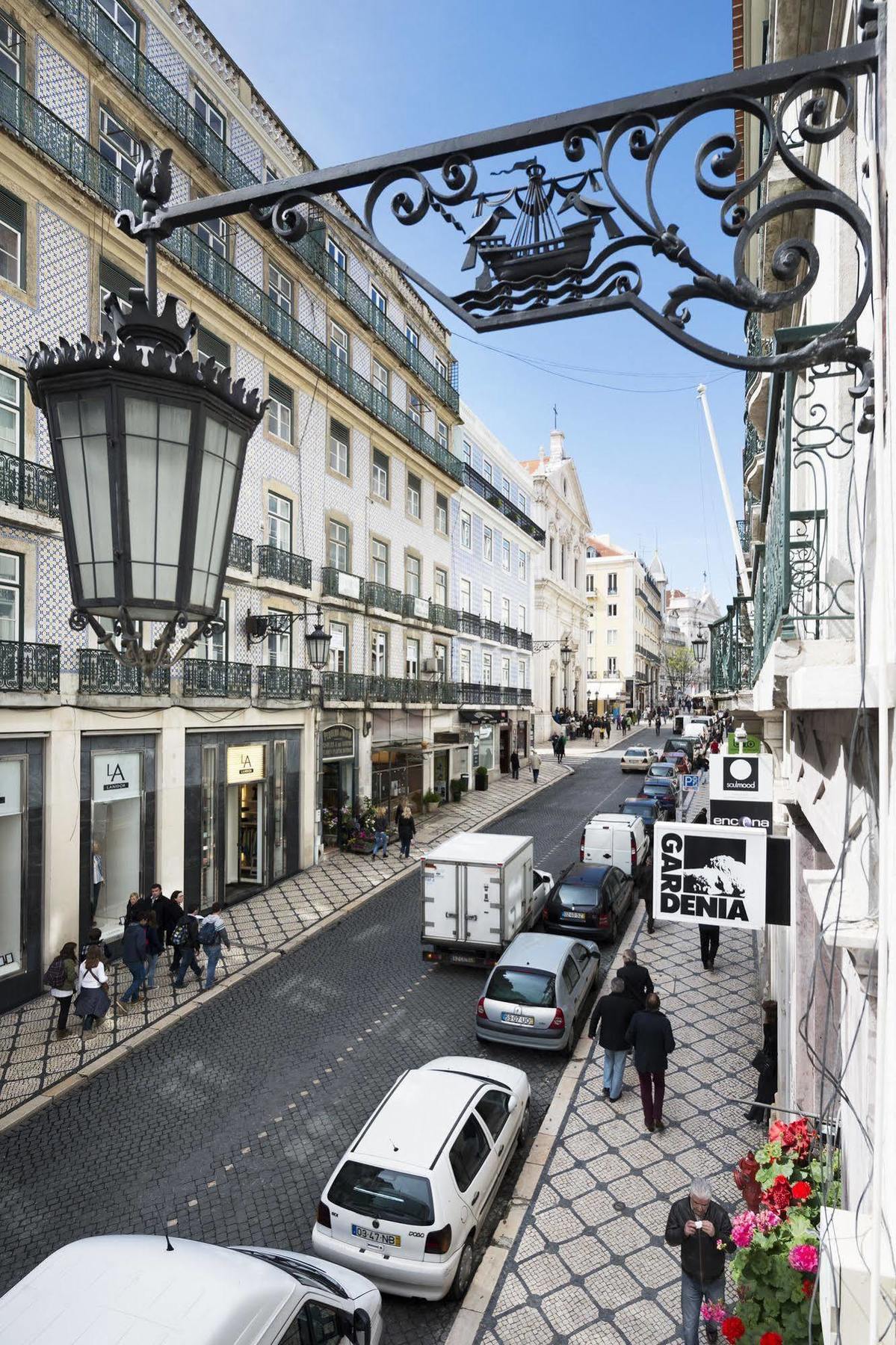 Apartment Garrett 48 Lissabon